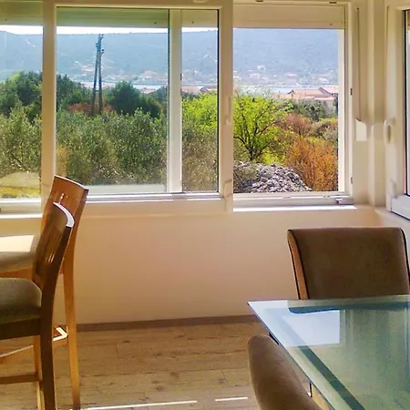 Ferienhaus Charming House Sea View Vinišće